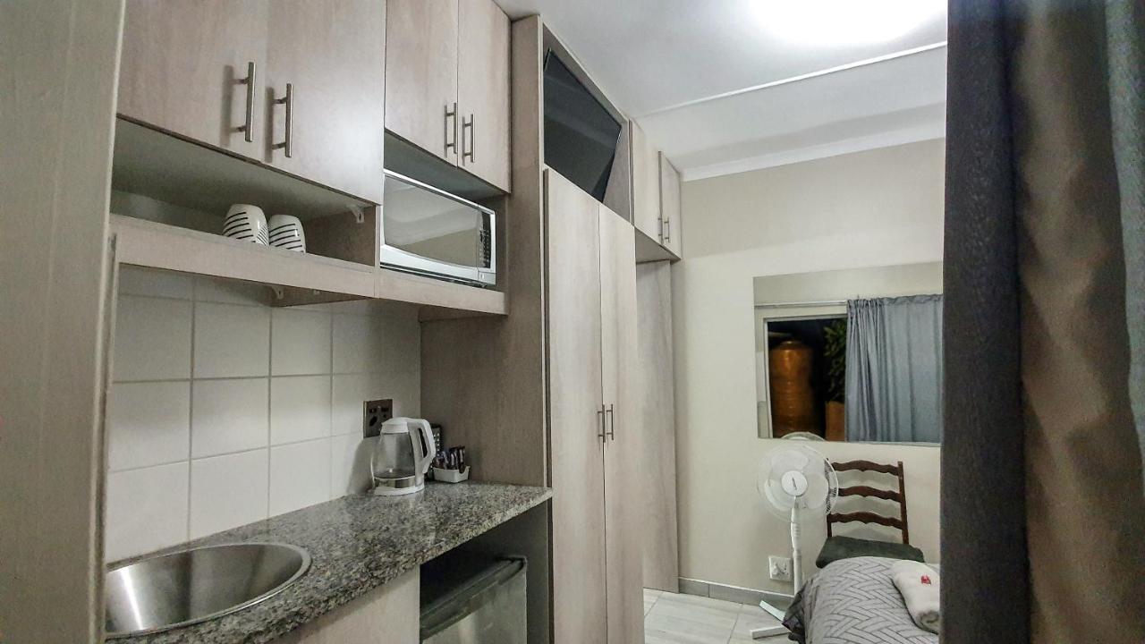 Home Away From Home Pinetown Eksteriør bilde