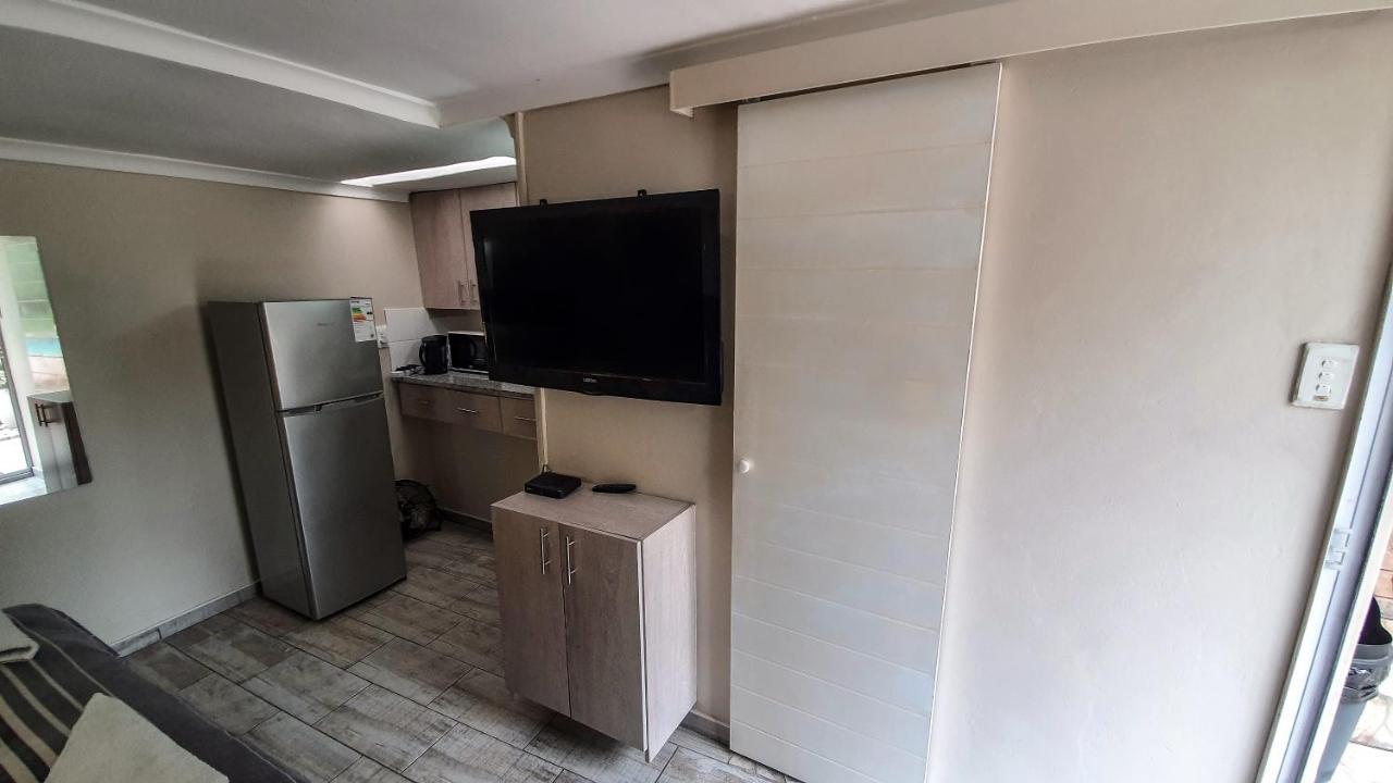 Home Away From Home Pinetown Eksteriør bilde