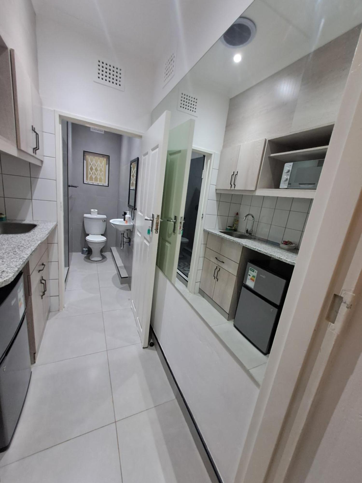 Home Away From Home Pinetown Eksteriør bilde